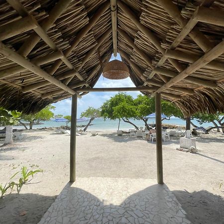 Carey Beach - Isla Barú Exterior foto