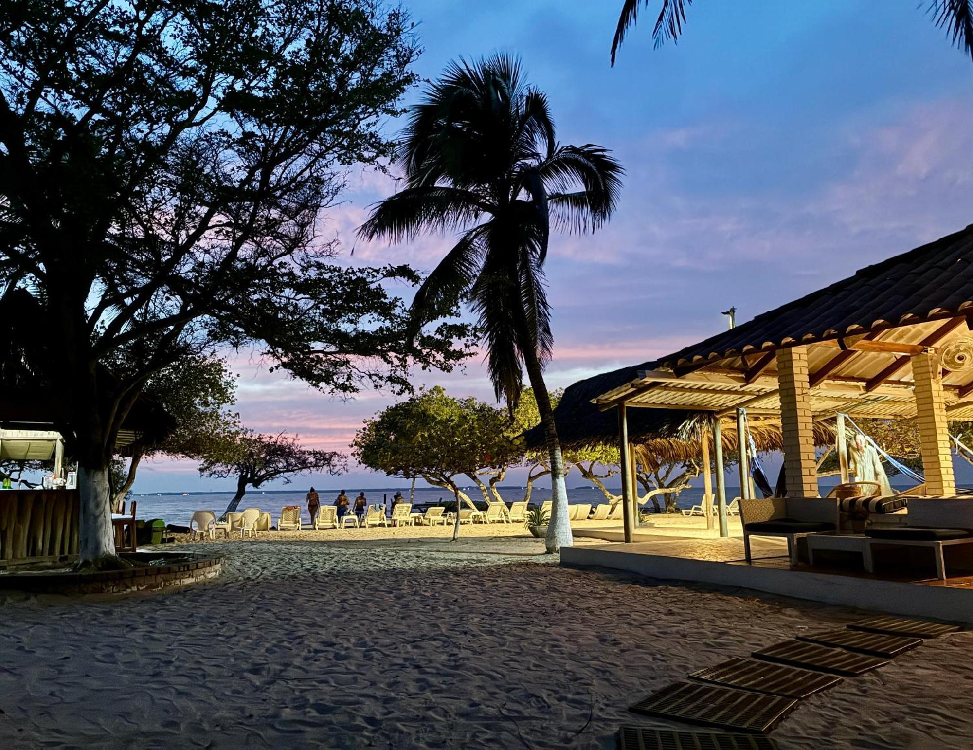Carey Beach - Isla Barú Exterior foto